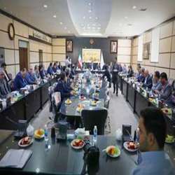 پیگیری مشکلات شهرکها و نواحی صنعتی تفت